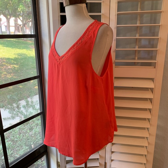 TORRID Sleeveless Lace Blouse • Sz 1X - Picture 3 of 9